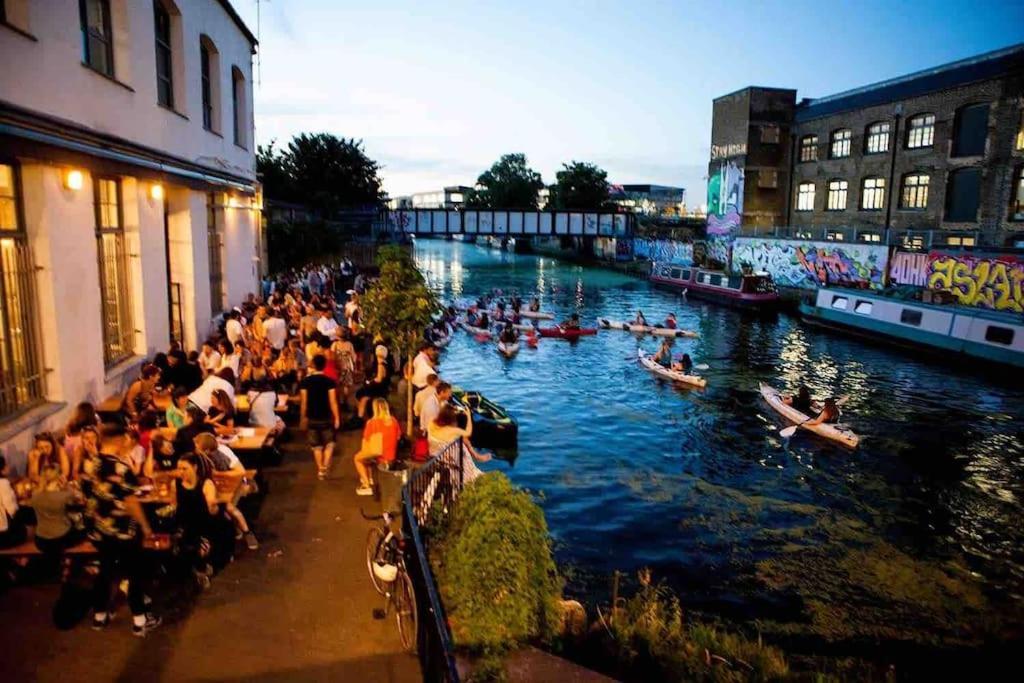 Flat In Hackney Wick Apartment London Exterior photo